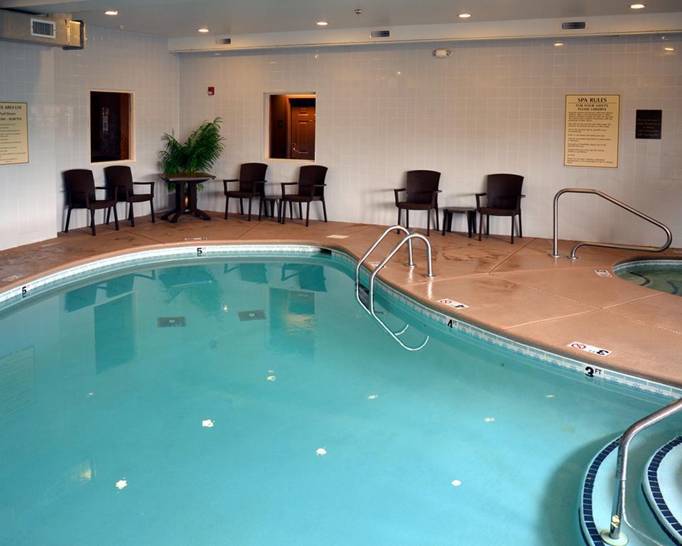 קרוסוויל Comfort Suites מראה חיצוני תמונה