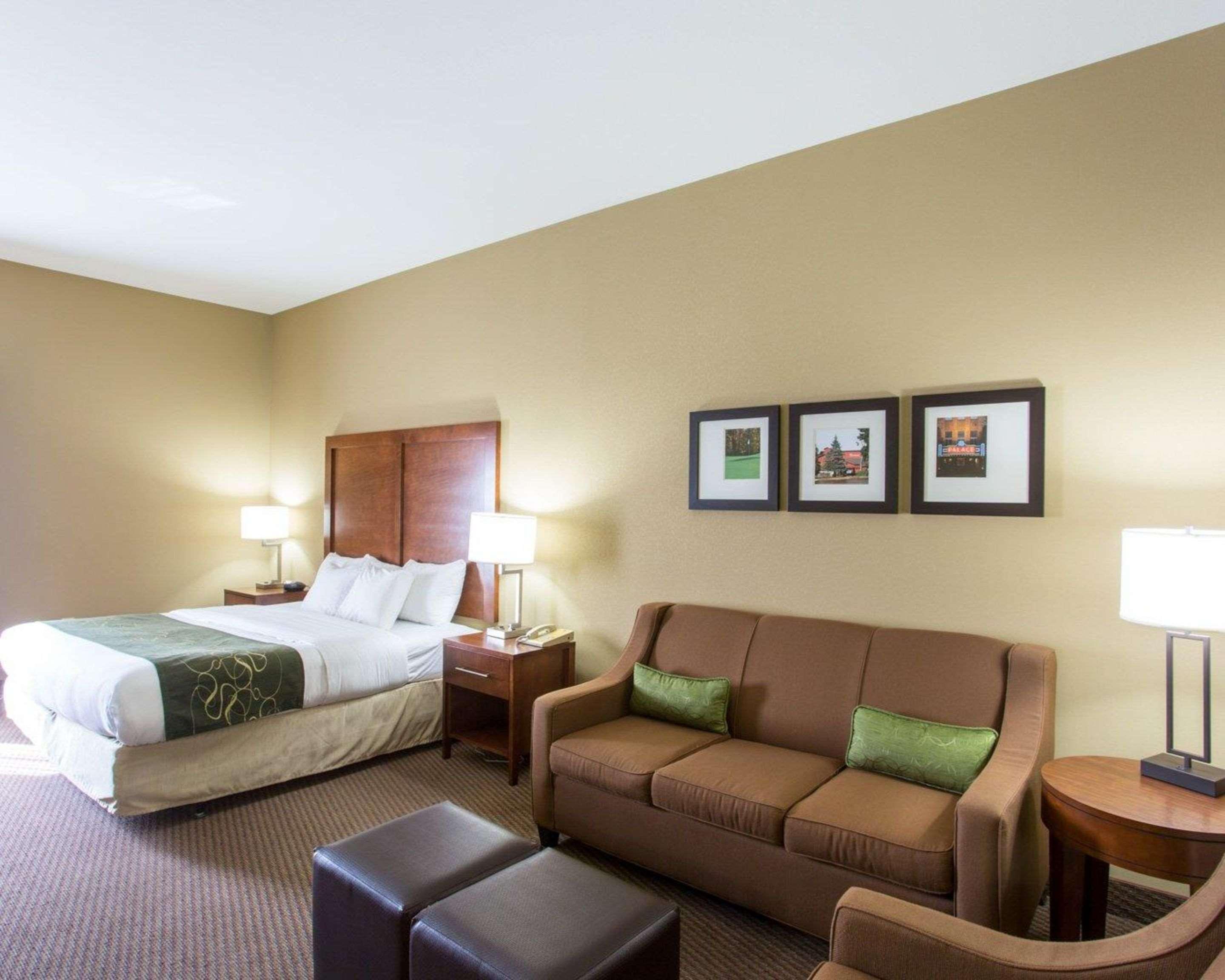 קרוסוויל Comfort Suites מראה חיצוני תמונה