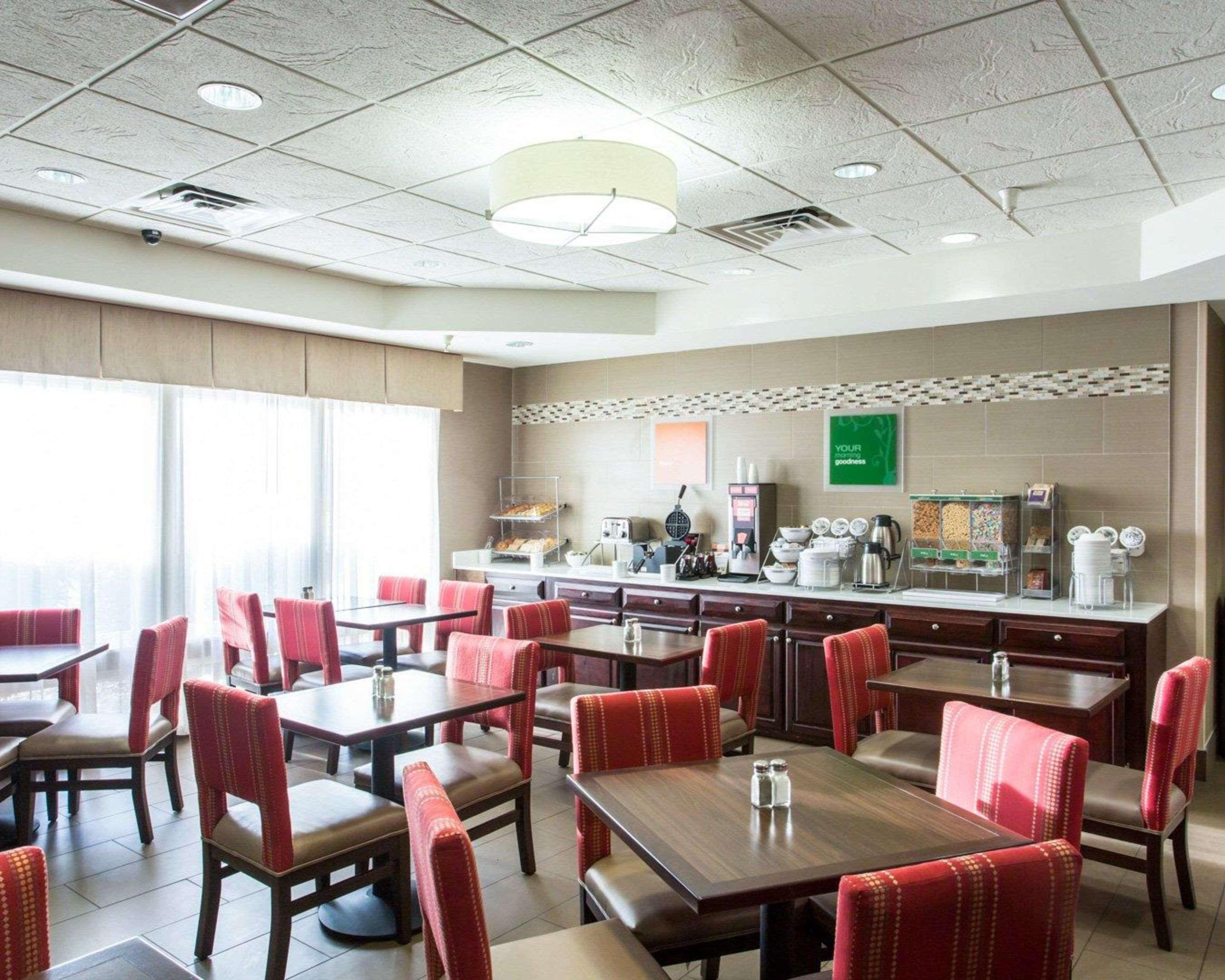 קרוסוויל Comfort Suites מראה חיצוני תמונה