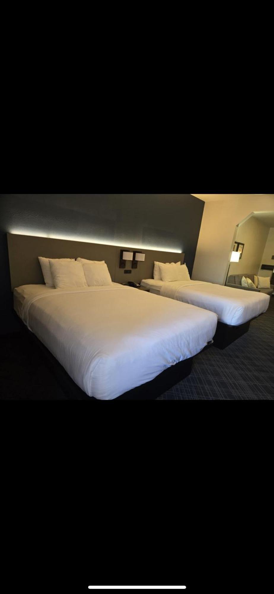 קרוסוויל Comfort Suites חדר תמונה